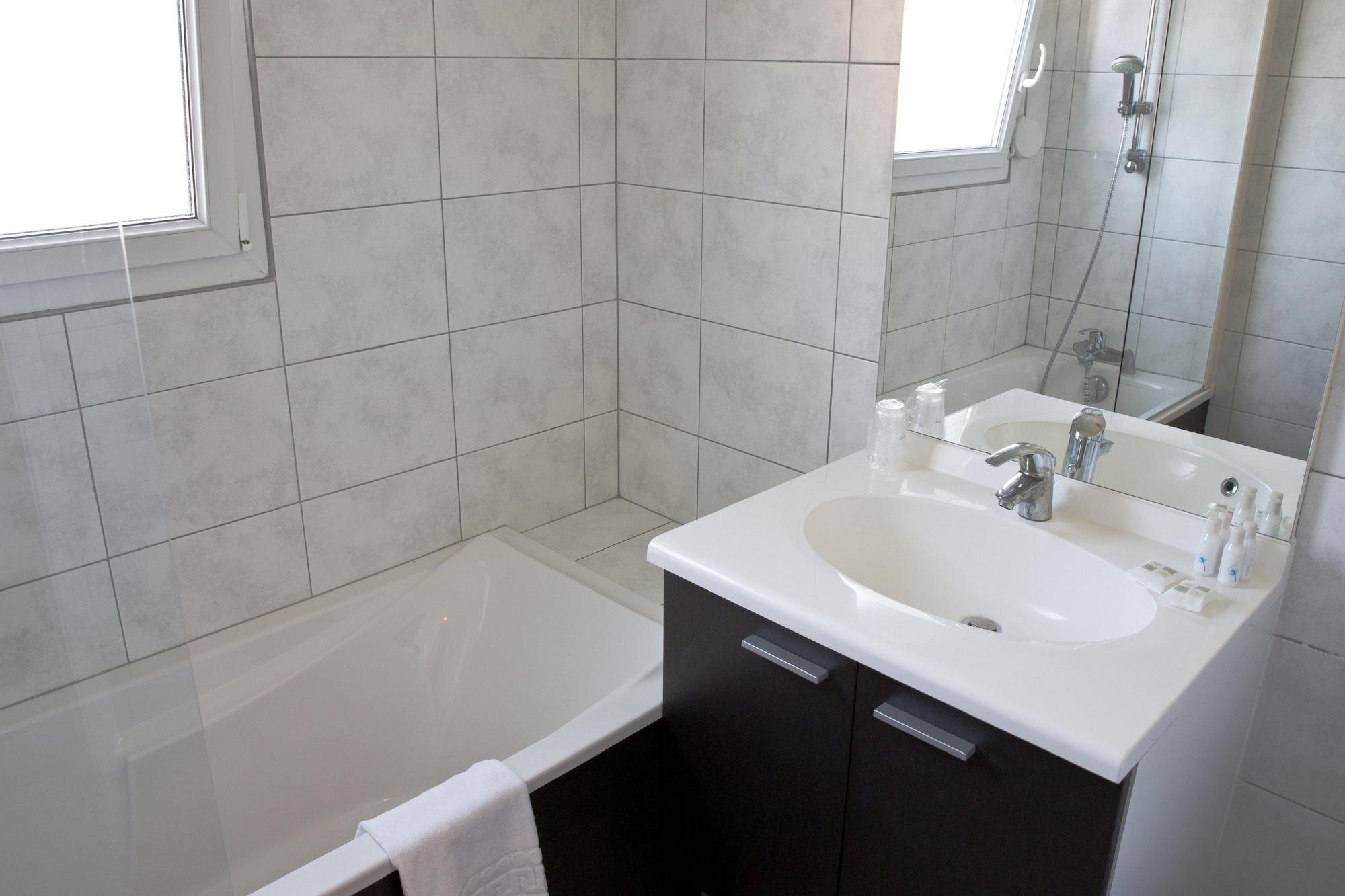 Comfort Aparthotel Mutzig Portes D'Alsace Buitenkant foto