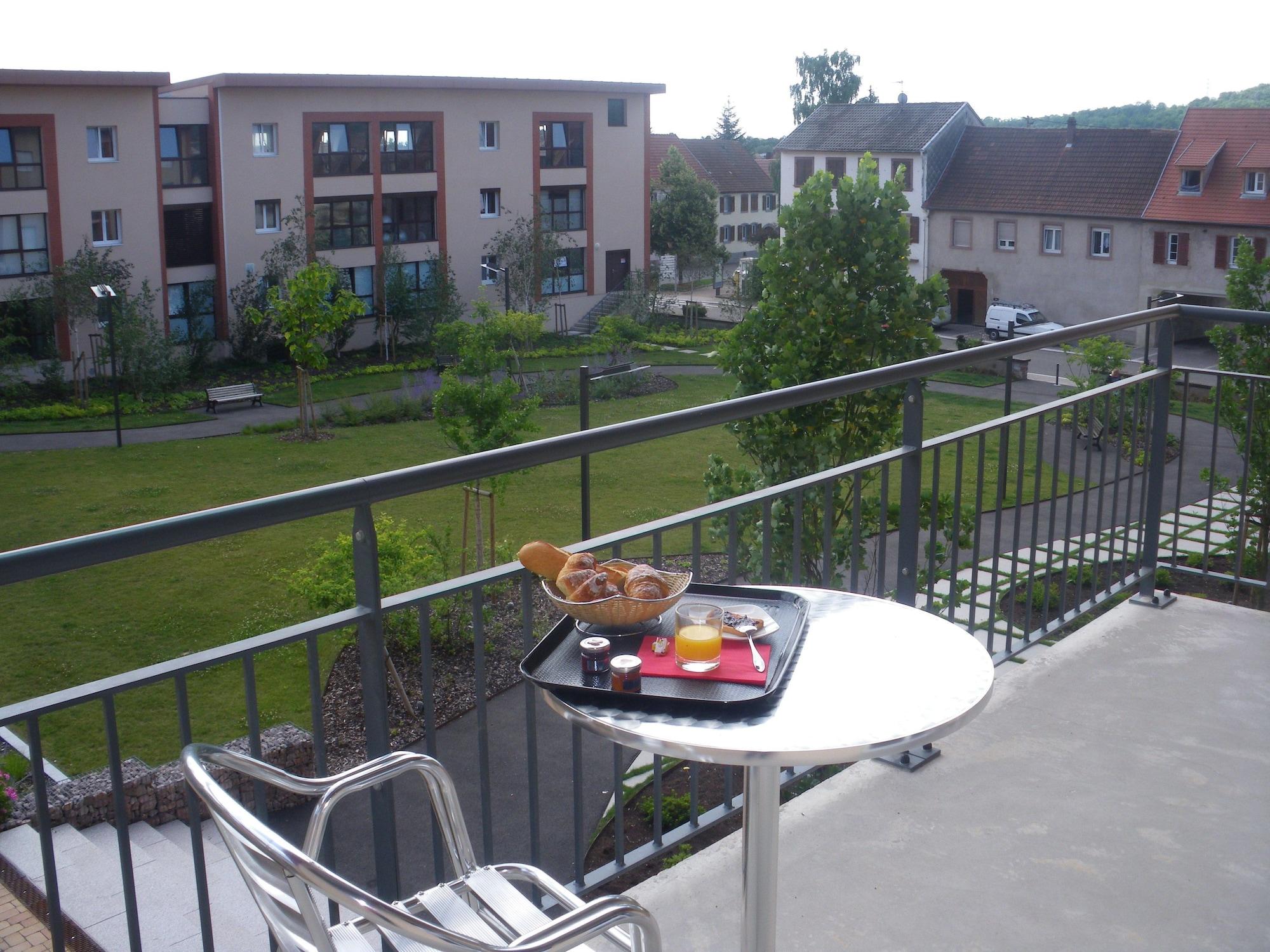Comfort Aparthotel Mutzig Portes D'Alsace Buitenkant foto