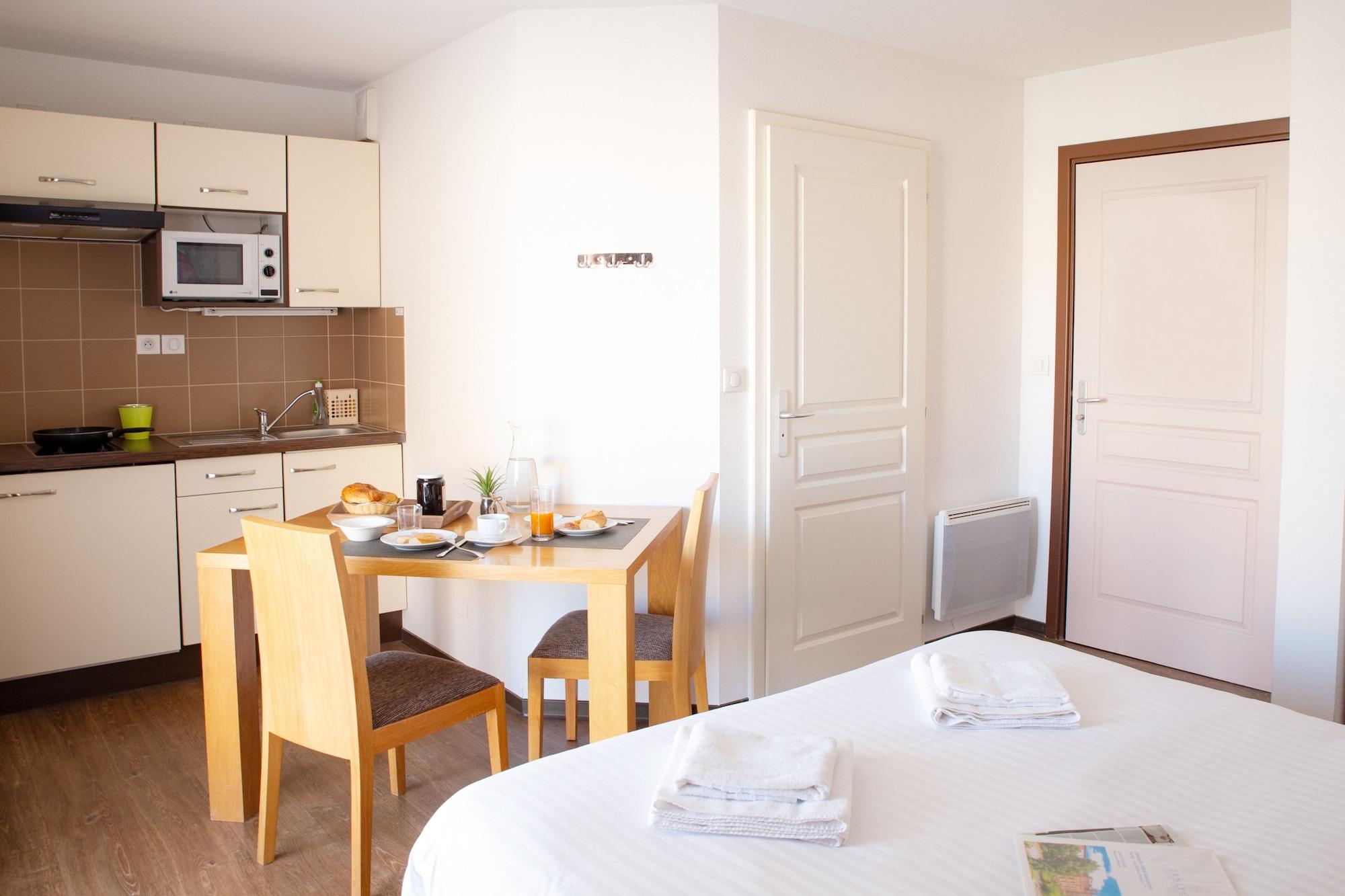 Comfort Aparthotel Mutzig Portes D'Alsace Buitenkant foto