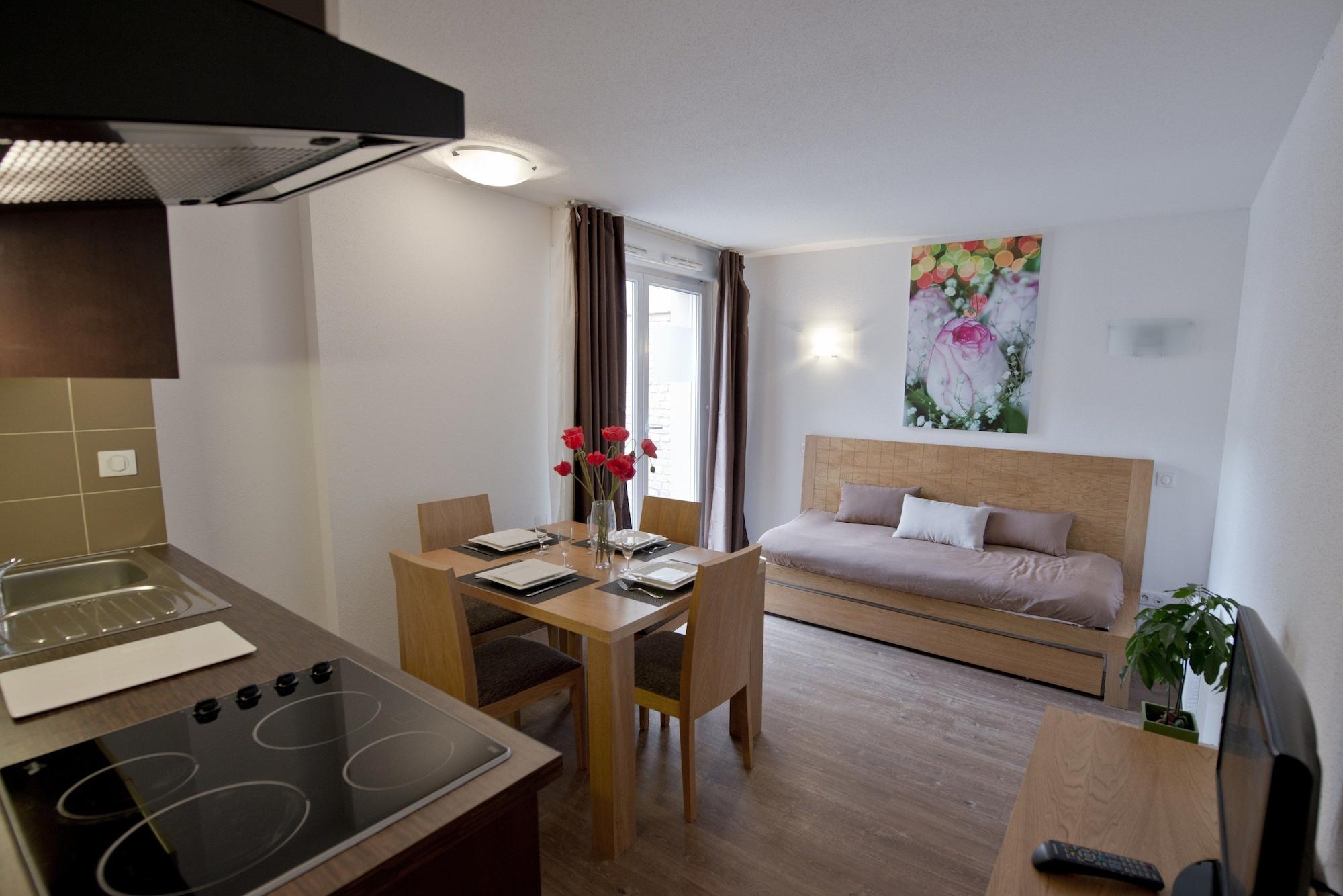 Comfort Aparthotel Mutzig Portes D'Alsace Buitenkant foto