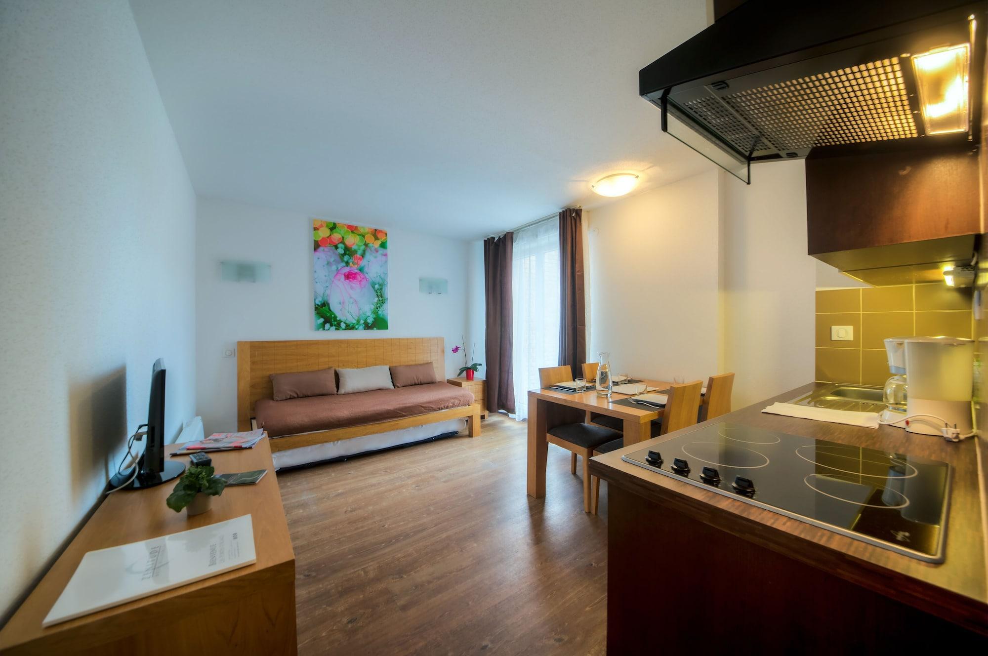 Comfort Aparthotel Mutzig Portes D'Alsace Buitenkant foto