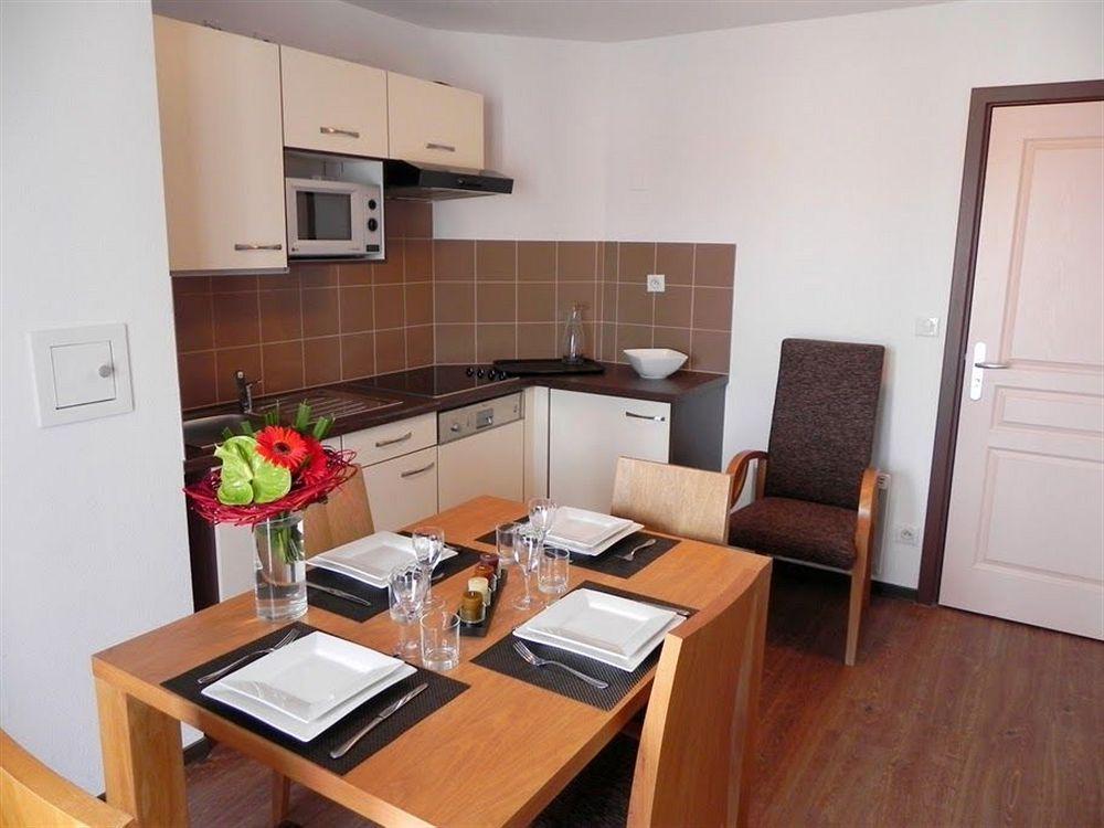 Comfort Aparthotel Mutzig Portes D'Alsace Buitenkant foto