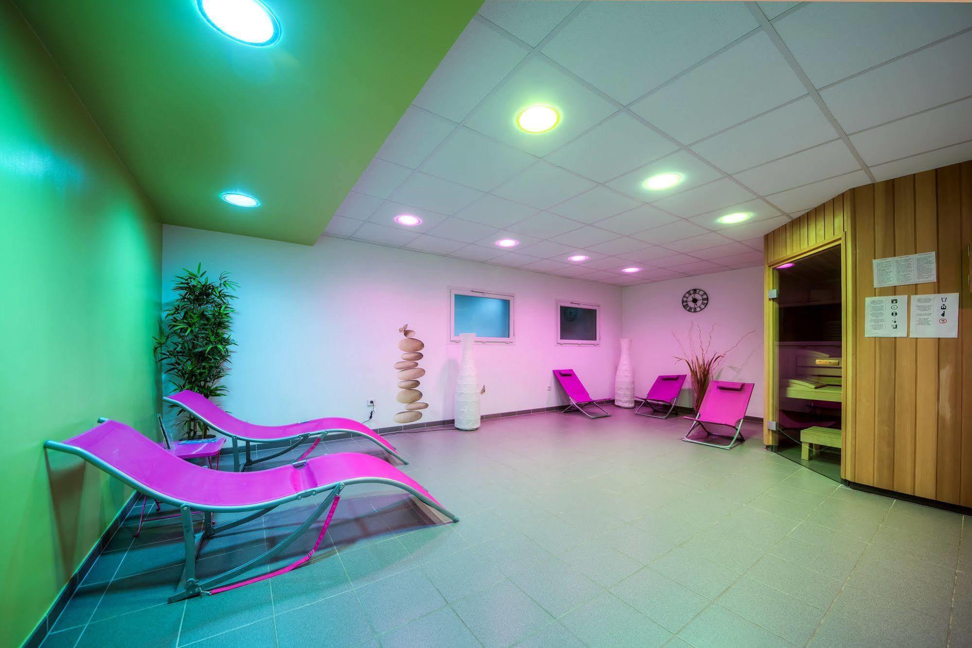 Comfort Aparthotel Mutzig Portes D'Alsace Buitenkant foto