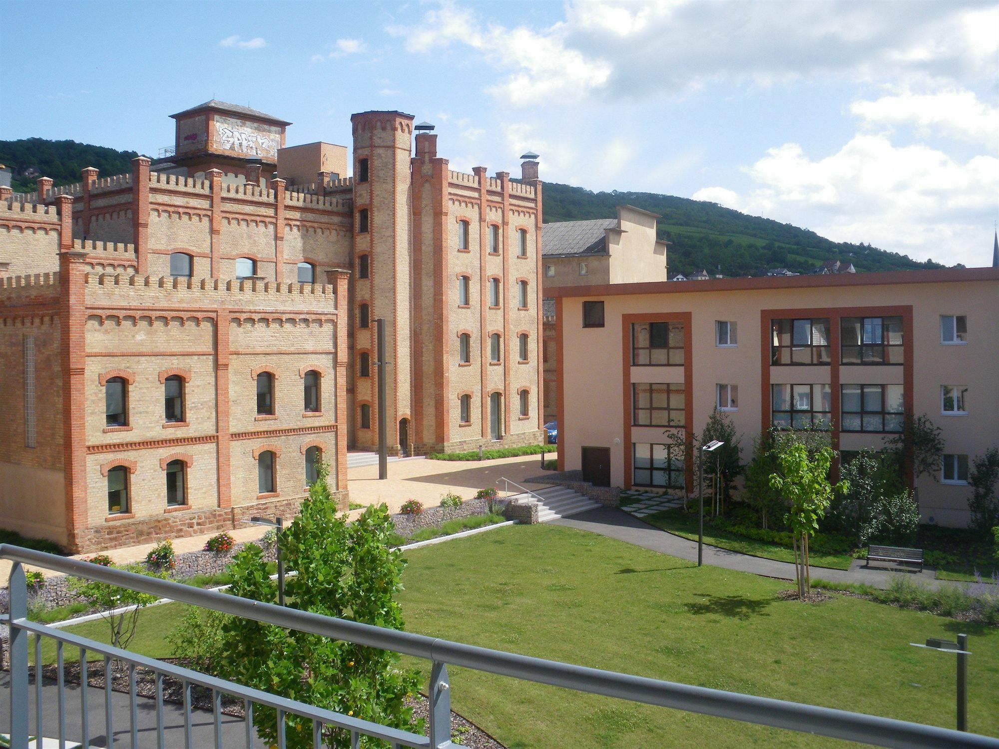 Comfort Aparthotel Mutzig Portes D'Alsace Buitenkant foto